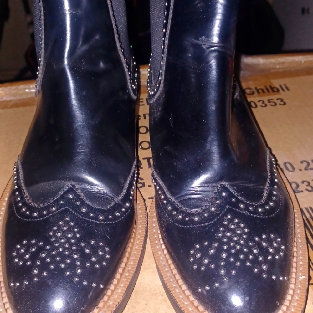 Male shoes